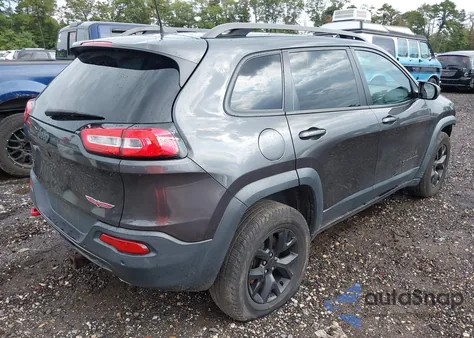 2016 Jeep Cherokee Trailhawk z USA, uszkodzony, nr VIN 1C4PJMBS3GW201884